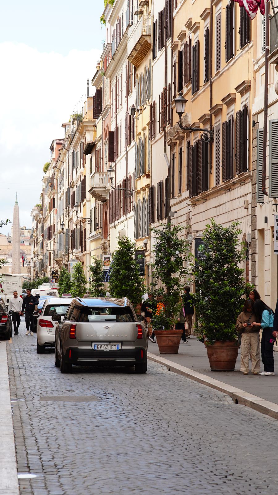 Roman street after the Pantheon